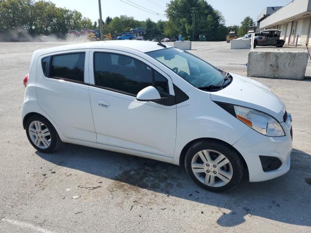 Hatchbacks CHEVROLET SPARK 2014 Biały