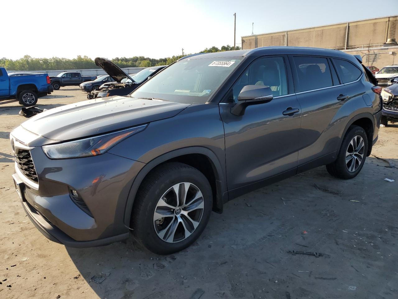 2022 TOYOTA HIGHLANDER