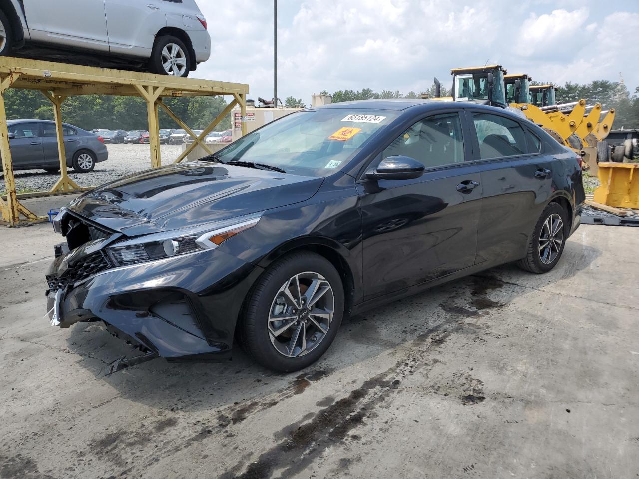 3KPF24ADXRE742570 2024 KIA FORTE - Image 1