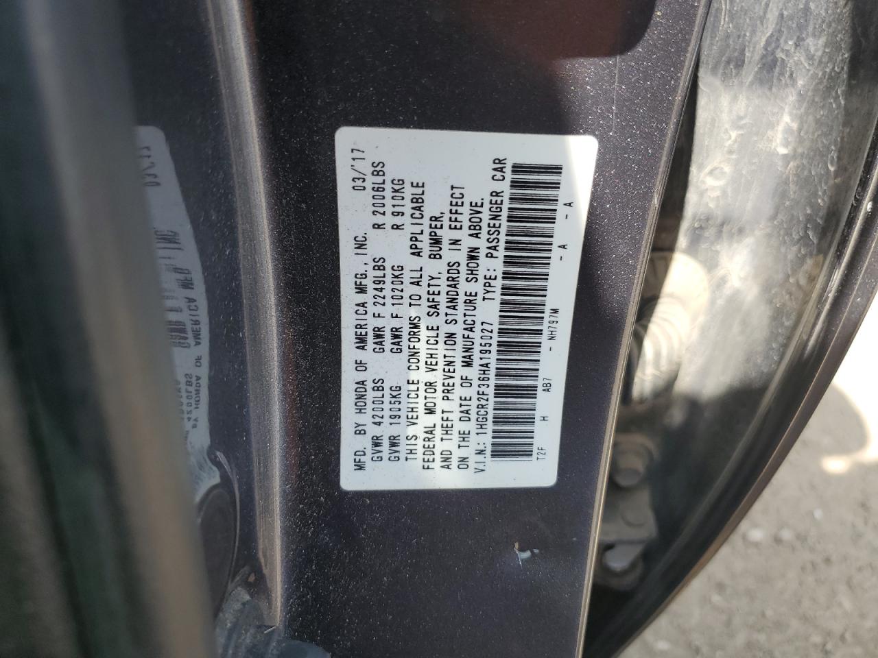 1HGCR2F36HA195027 2017 Honda Accord Lx