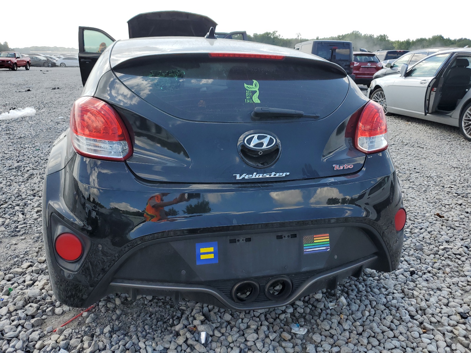 KMHTC6AE0GU289204 2016 Hyundai Veloster Turbo