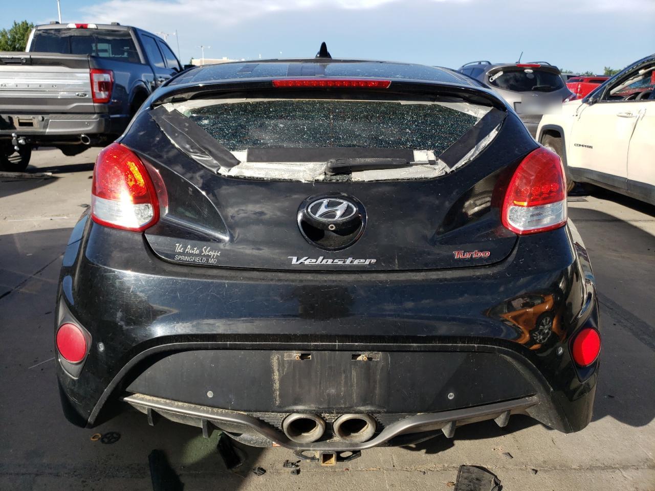 2016 Hyundai Veloster Turbo VIN: KMHTC6AE3GU295255 Lot: 68770774