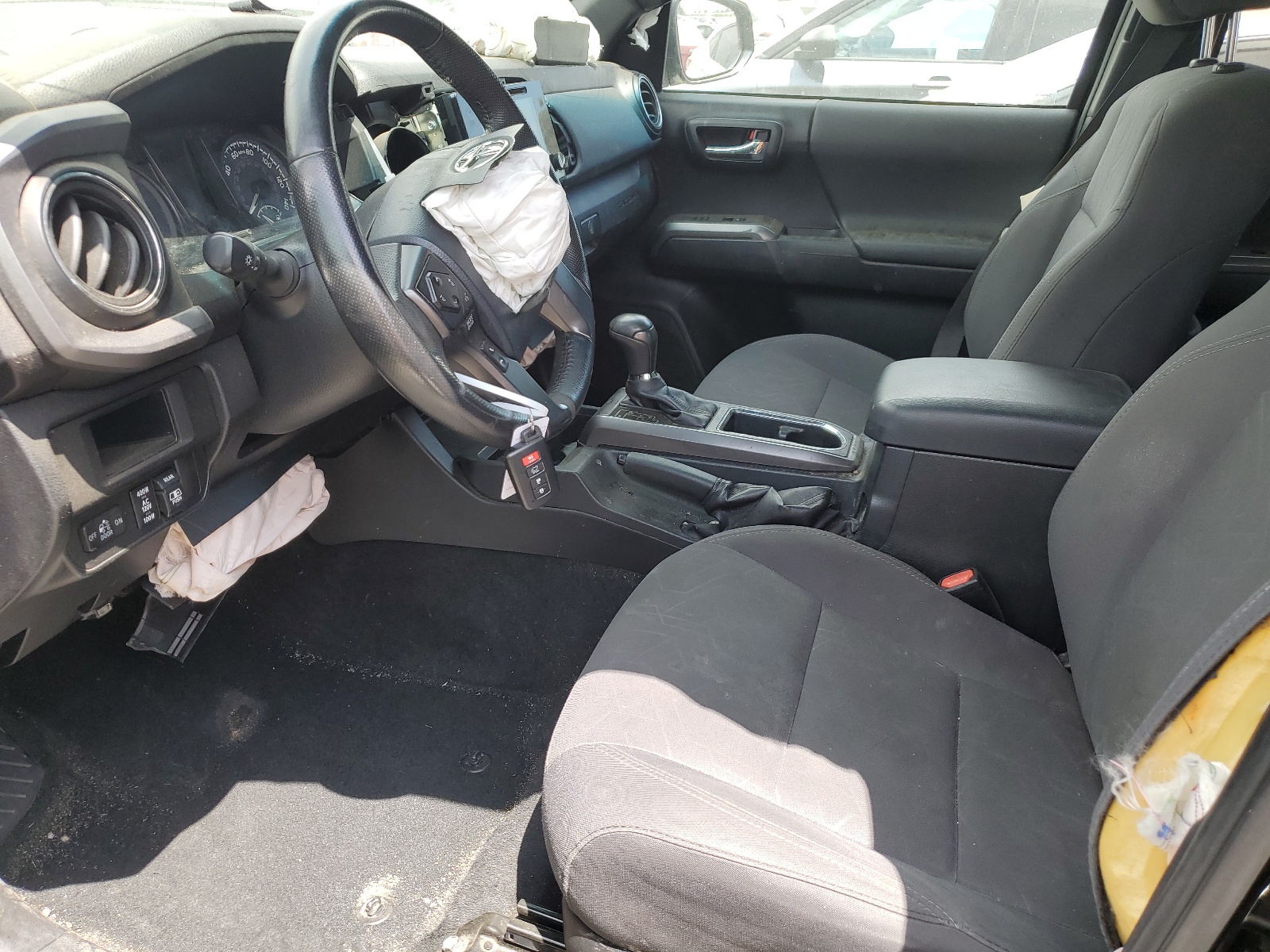 3TMAZ5CN5HM037830 2017 Toyota Tacoma Double Cab