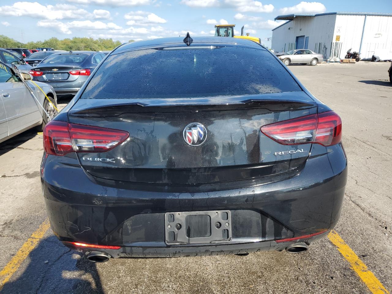 W04GL6SX2J1055591 2018 Buick Regal Preferred