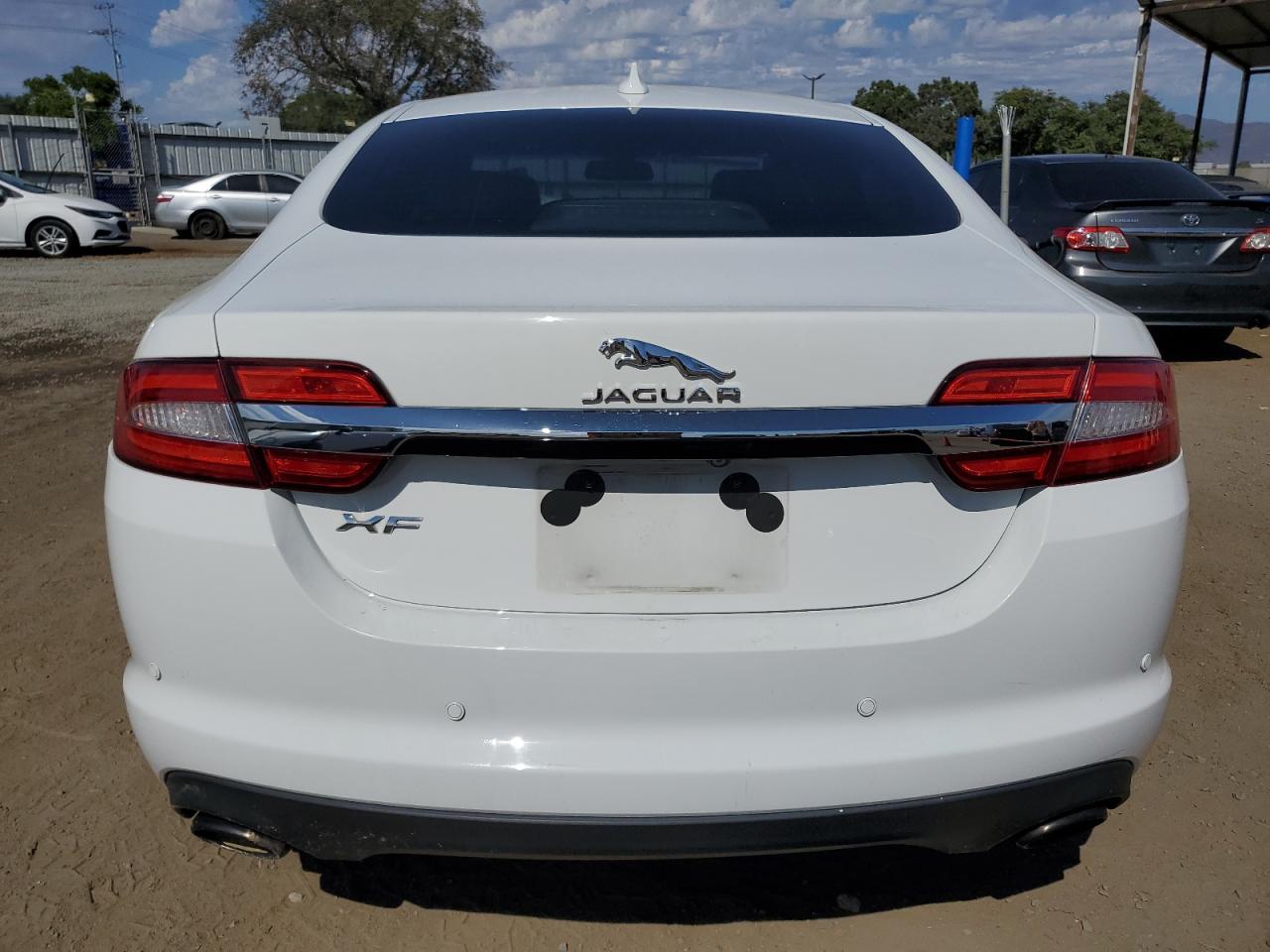 2015 Jaguar Xf 2.0T Premium VIN: SAJWA0FS5FPU58764 Lot: 68489474