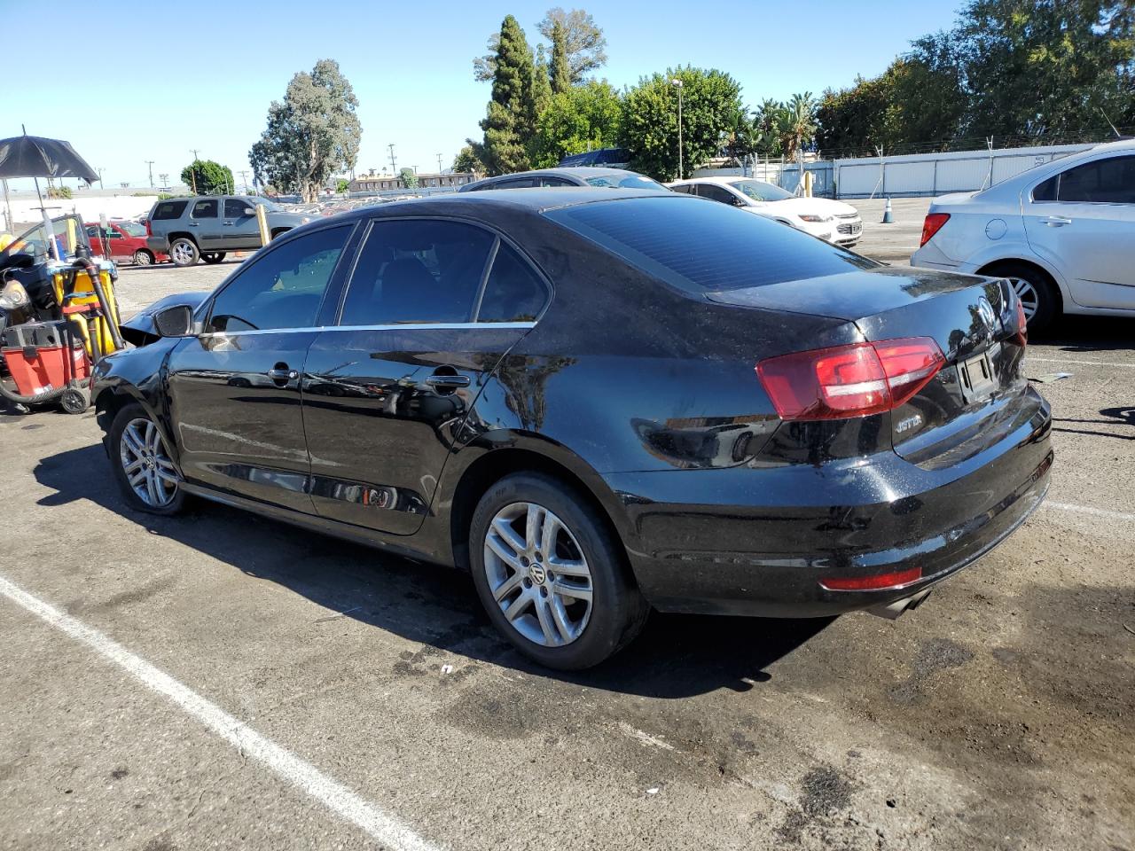 3VW2B7AJ1HM316015 2017 VOLKSWAGEN JETTA - Image 2