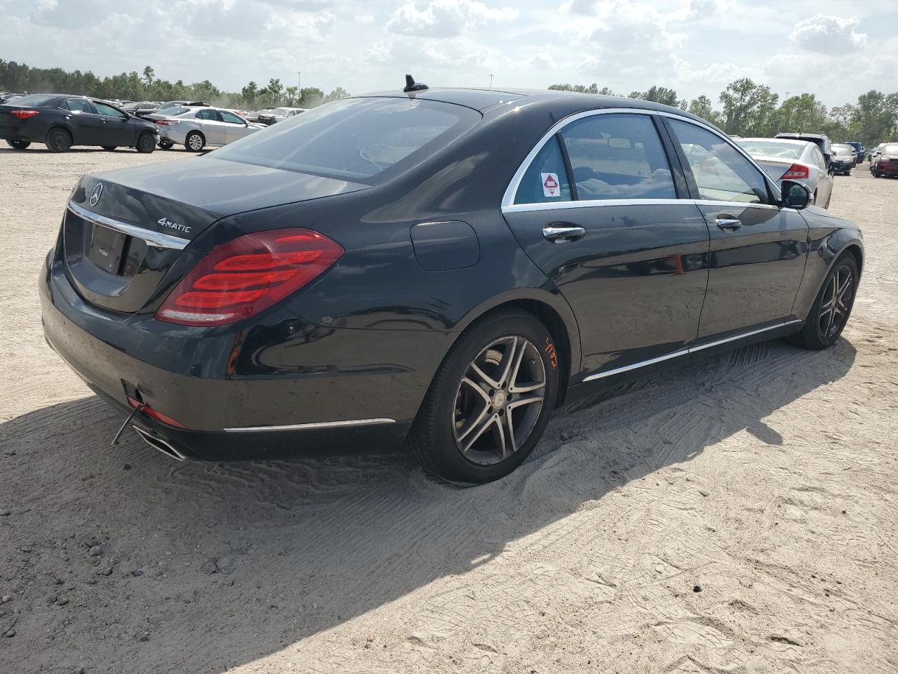 2016 Mercedes-Benz S 550 4Matic VIN: WDDUG8FB3GA241940 Lot: 65420254