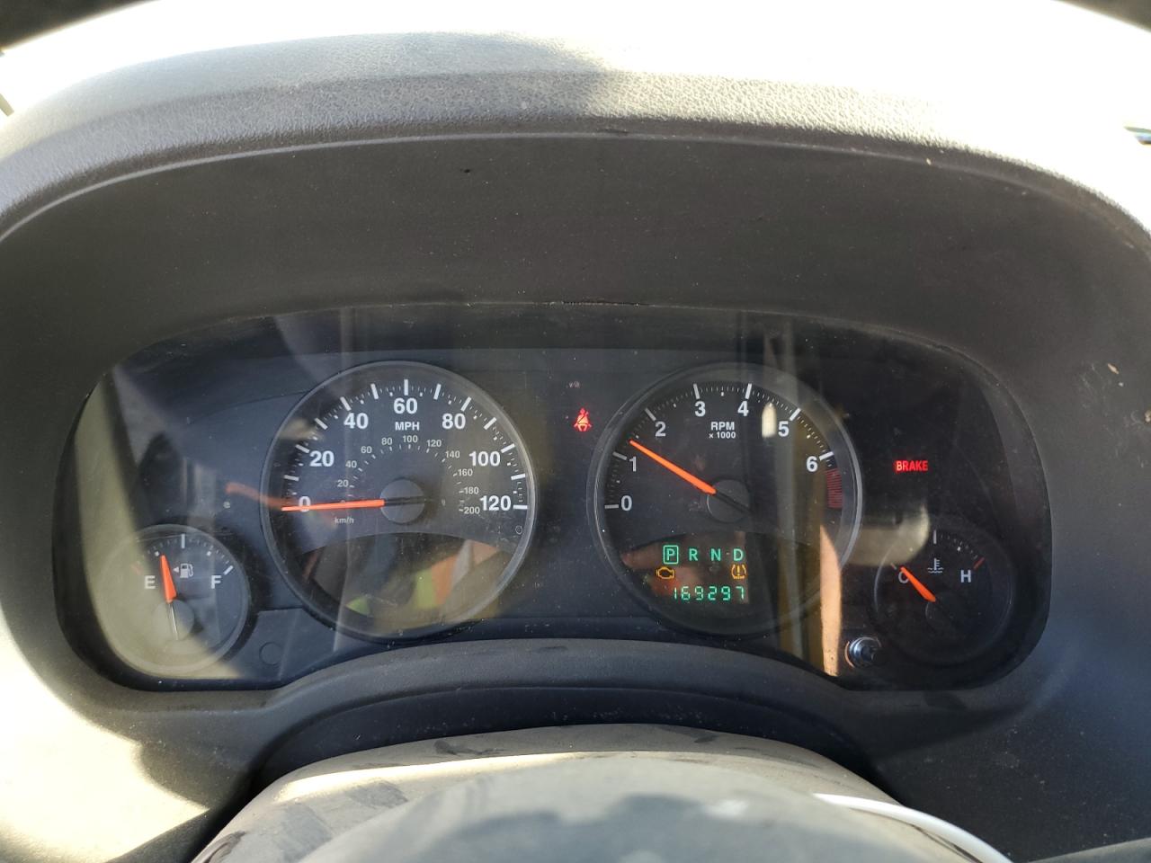 2012 Jeep Compass Latitude VIN: 1C4NJCEB4CD688192 Lot: 68151914