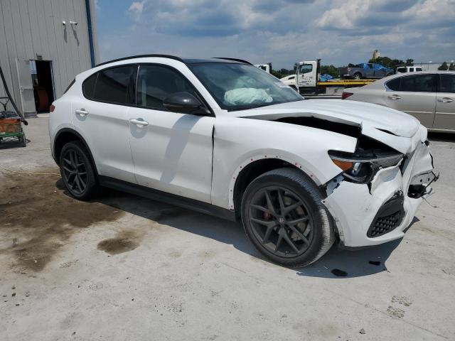 ZASPAJAN7L7C93958 Alfa Romeo Stelvio  4