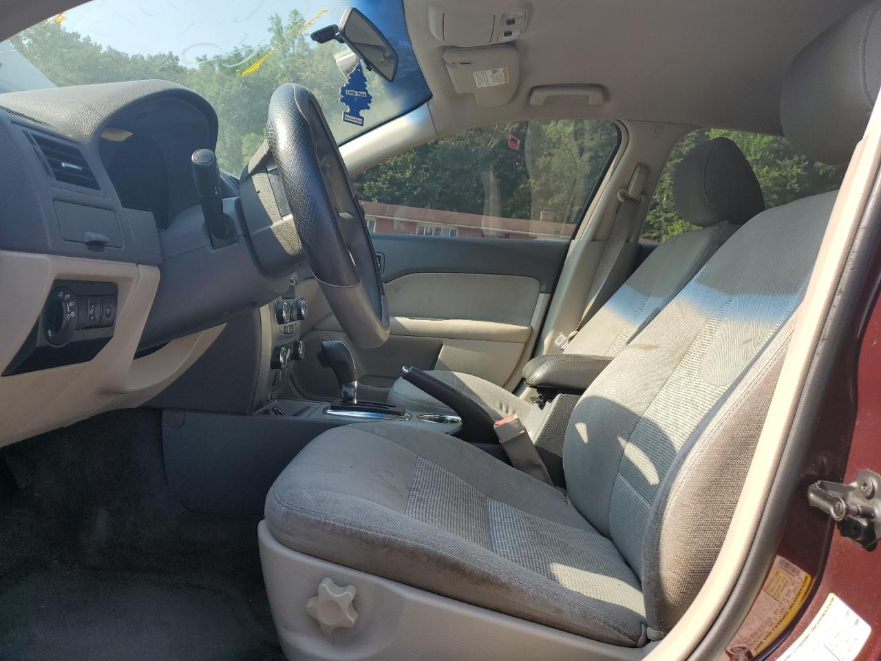 2011 Ford Fusion Se VIN: 3FAHP0HAXBR222937 Lot: 68646094