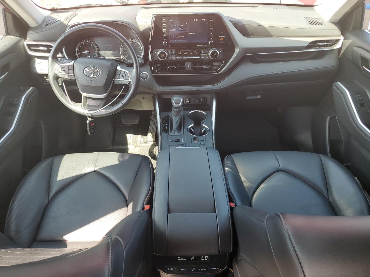 2022 Toyota Highlander Xle VIN: 5TDGZRBH1NS185689 Lot: 65546154