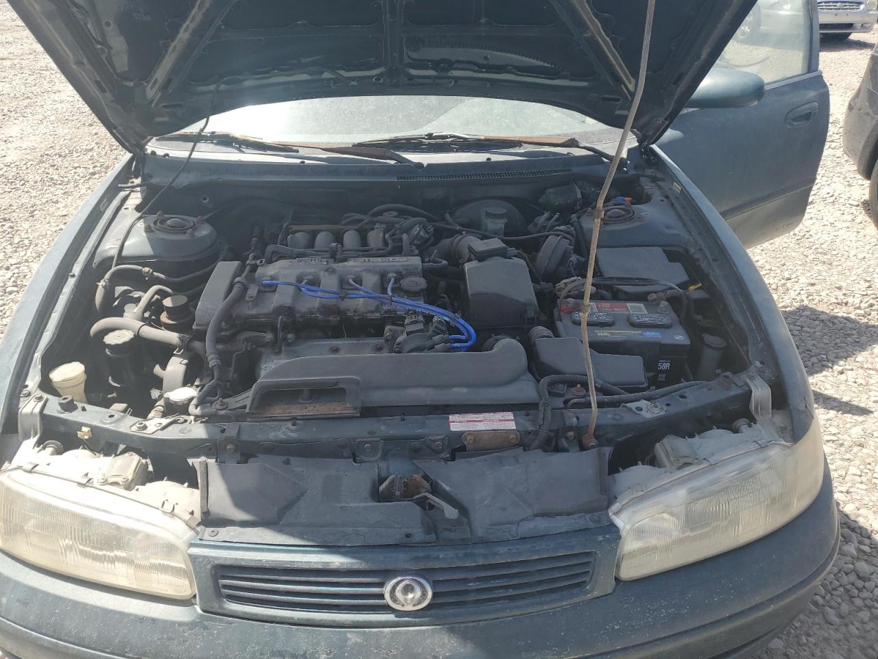 1993 Mazda 626 Dx VIN: 1YVGE22A2P5204601 Lot: 66371854