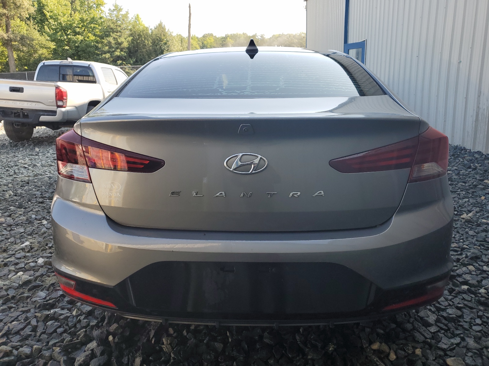 5NPD84LF2KH433052 2019 Hyundai Elantra Sel