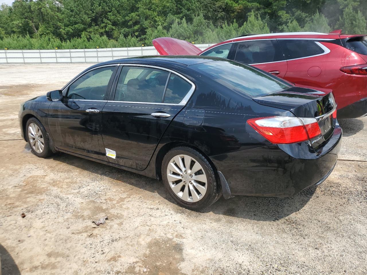 1HGCR2F79FA242759 2015 HONDA ACCORD - Image 2