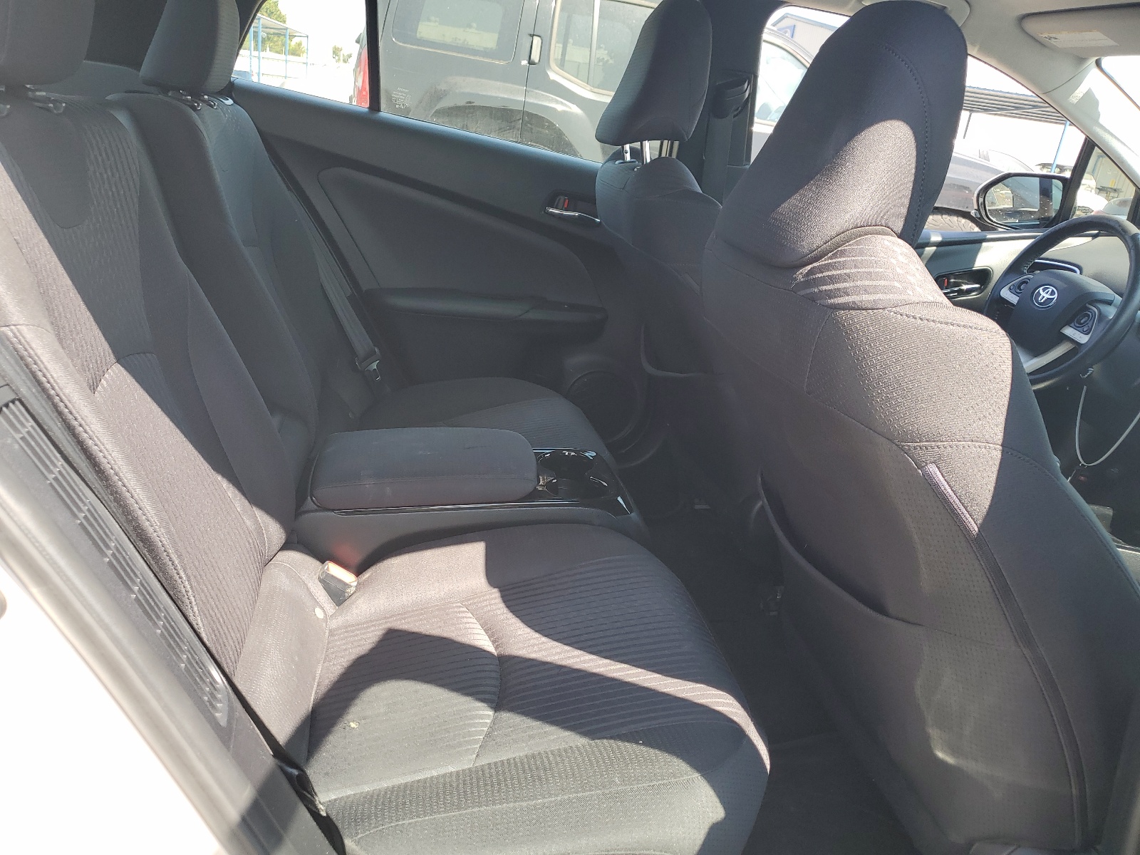 JTDKARFP5H3035657 2017 Toyota Prius Prime