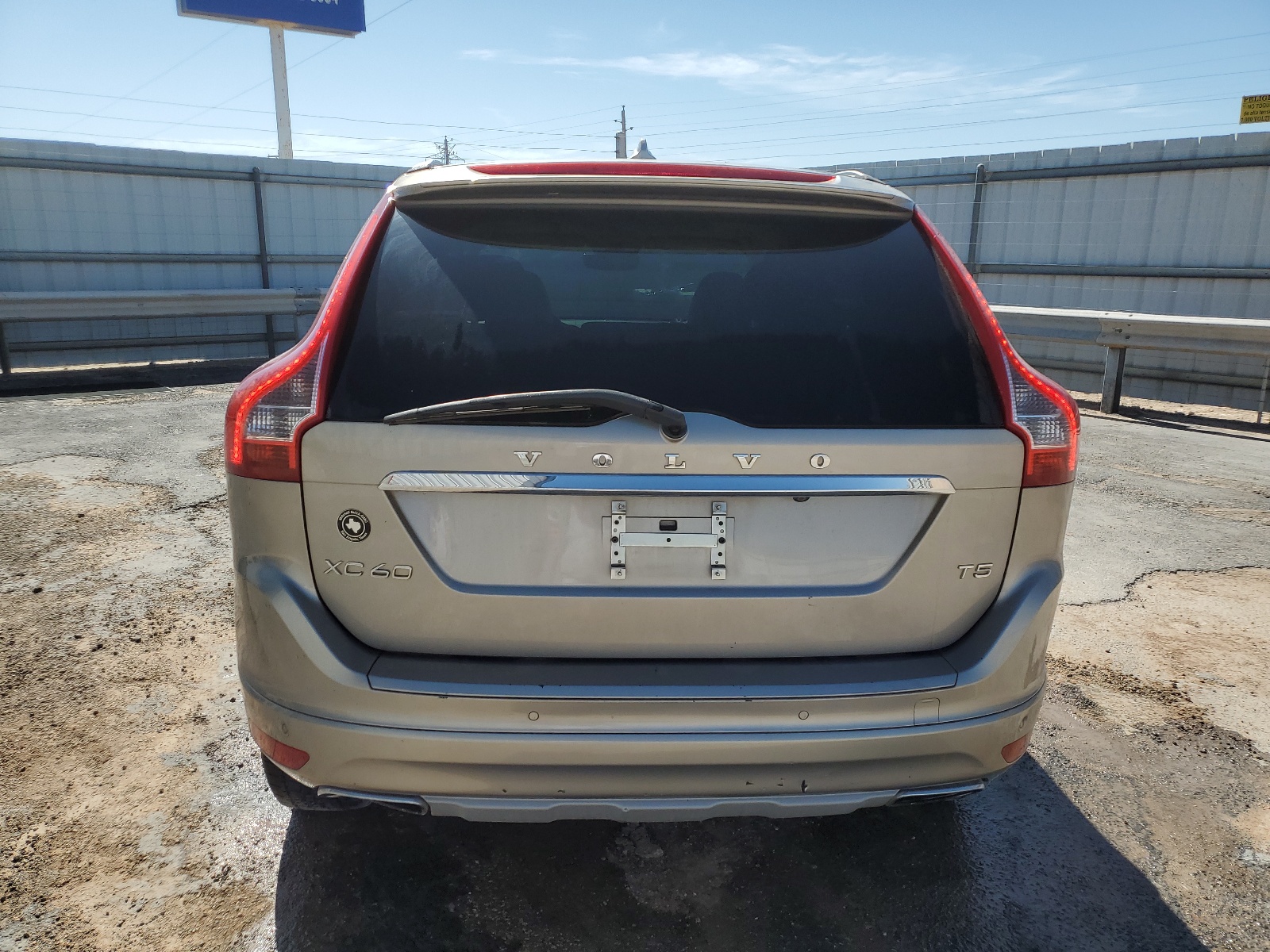 YV440MDKXG2921349 2016 Volvo Xc60 T5 Premier