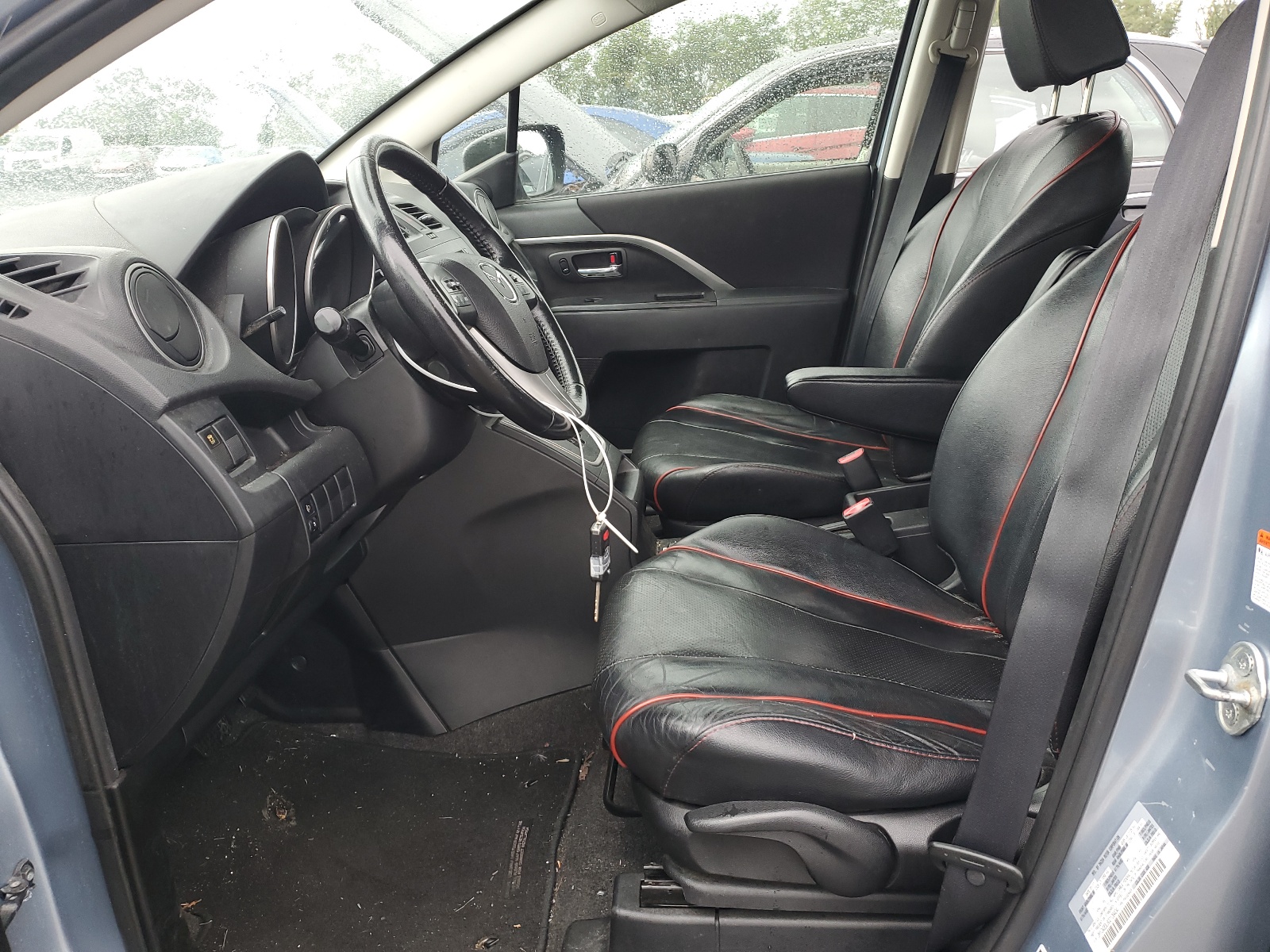 JM1CW2DL8C0109404 2012 Mazda 5