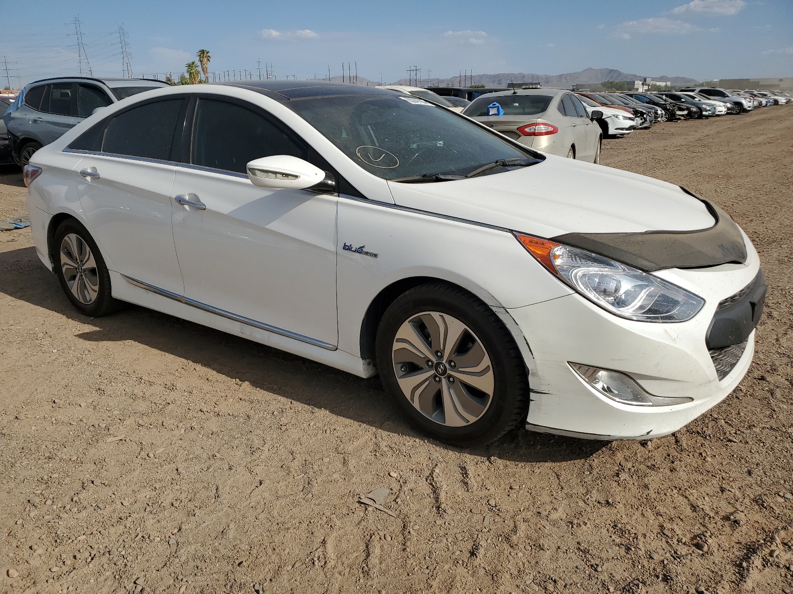 2015 Hyundai Sonata Hybrid vin: KMHEC4A47FA124528