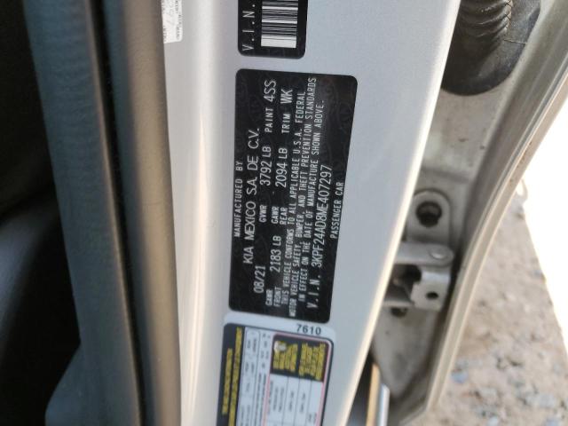 3KPF24AD8ME407297 Kia Forte  12