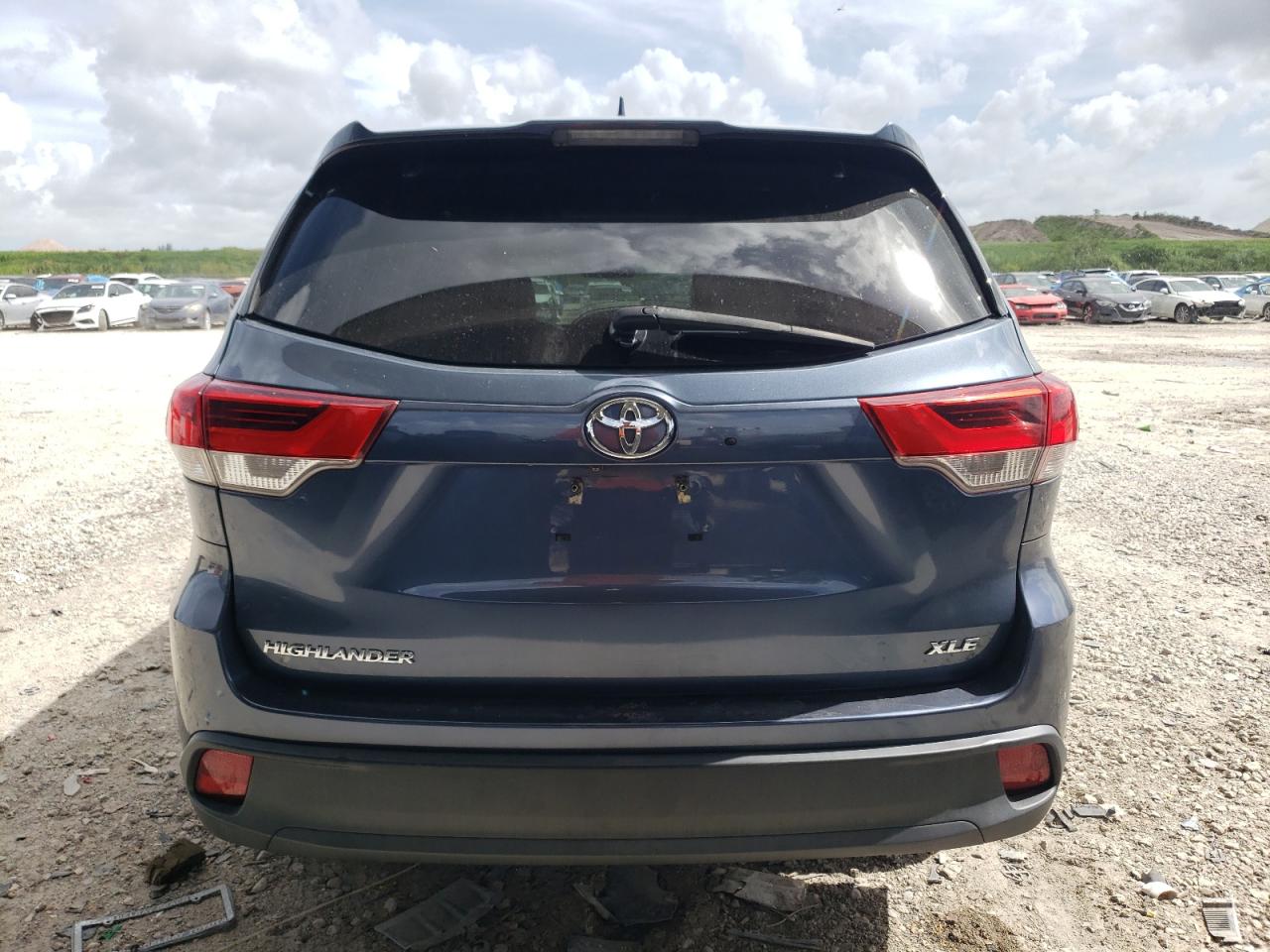 2017 Toyota Highlander Se VIN: 5TDKZRFH1HS525951 Lot: 66044504