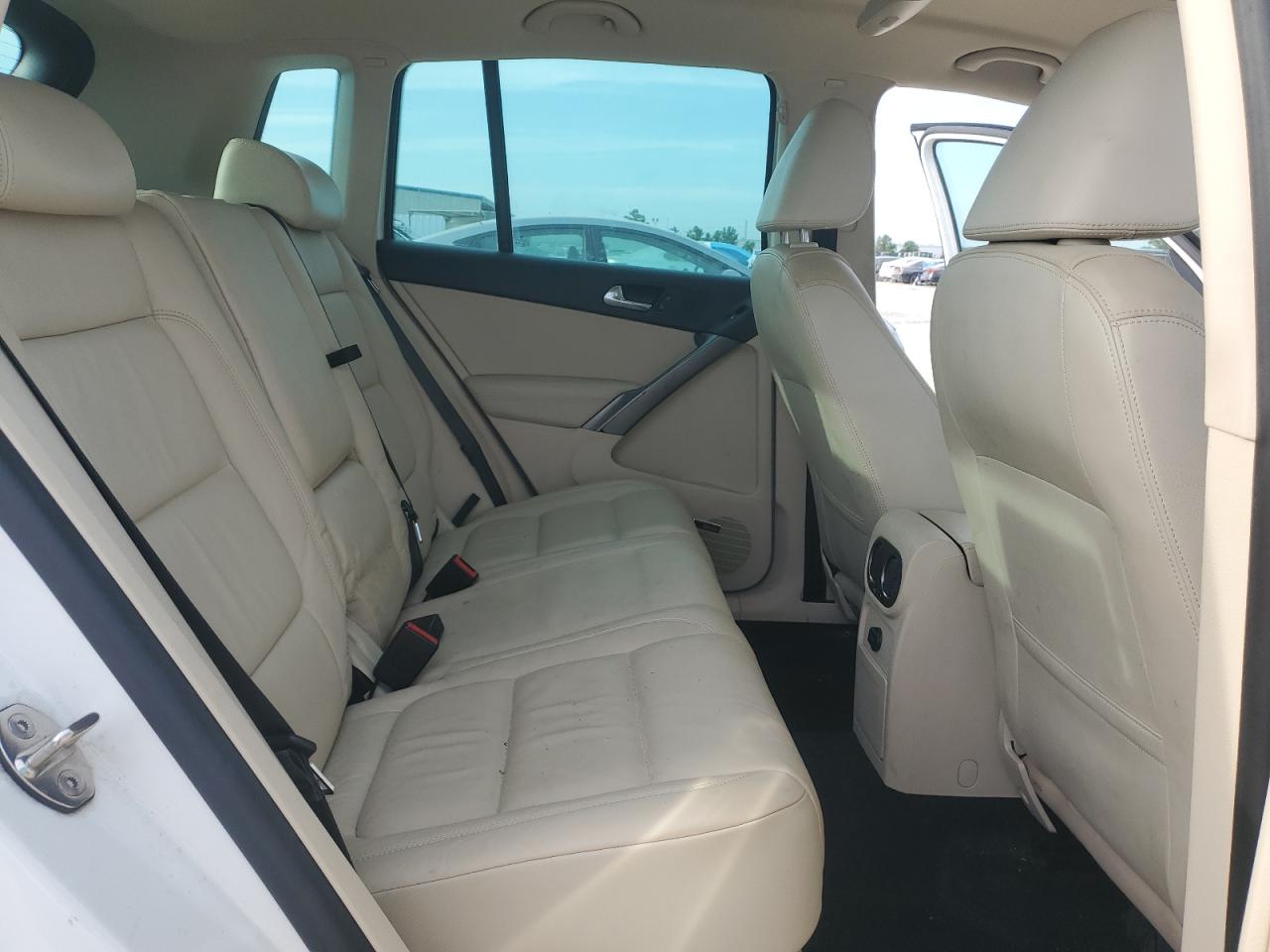 2009 Volkswagen Tiguan S VIN: WVGAV75N49W526138 Lot: 67704674