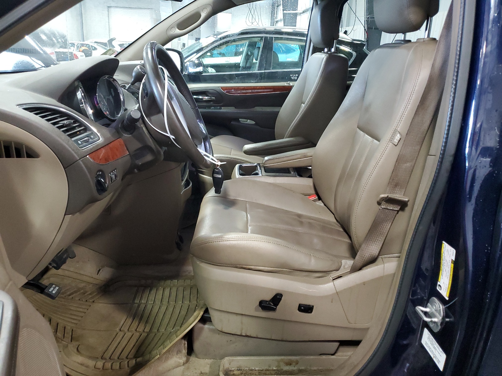 2C4RC1BG0DR566315 2013 Chrysler Town & Country Touring