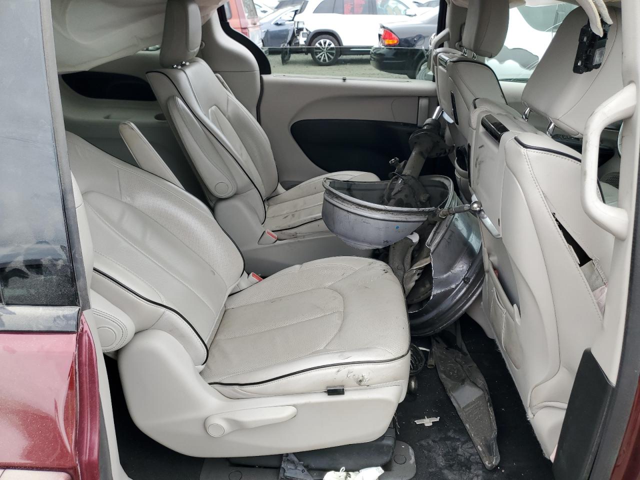 2018 Chrysler Pacifica Hybrid Limited VIN: 2C4RC1N7XJR356991 Lot: 66249474