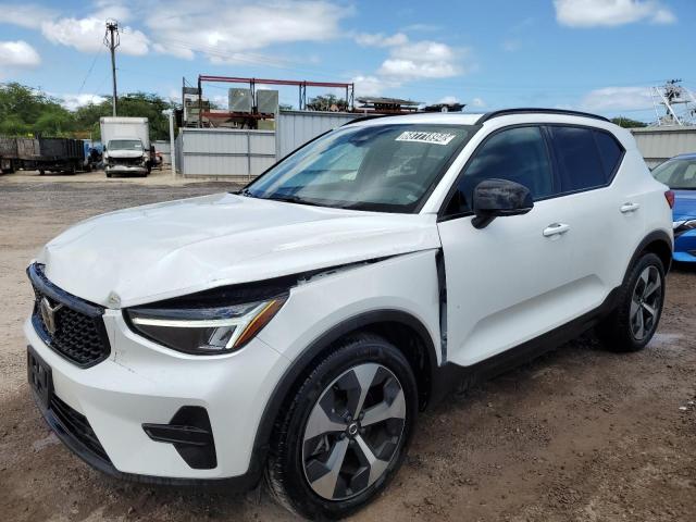 2024 Volvo Xc40 Core