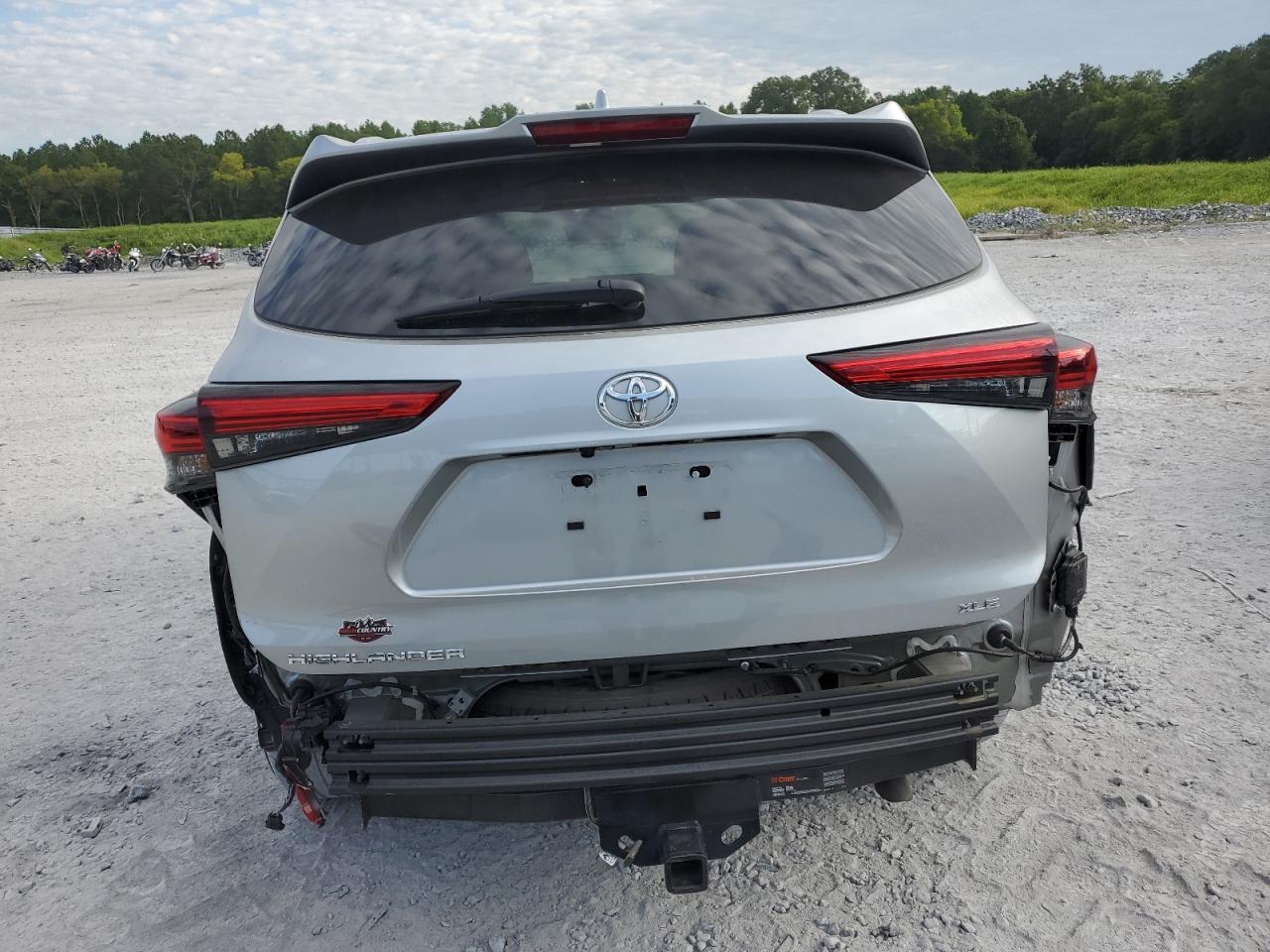 2022 Toyota Highlander Xle VIN: 5TDGZRAH8NS126916 Lot: 67030304