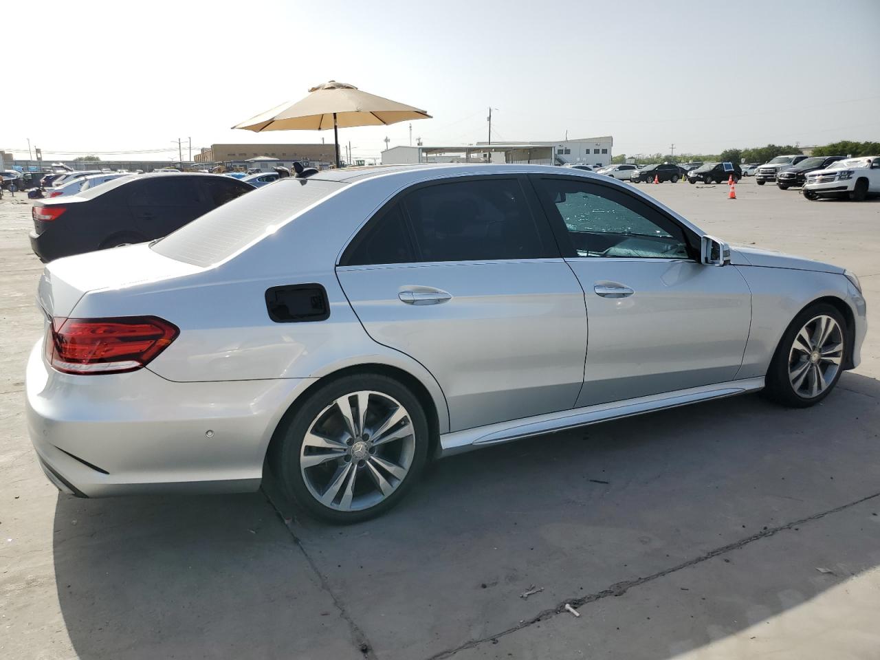 VIN WDDHF5KB9GB214907 2016 MERCEDES-BENZ E-CLASS no.3