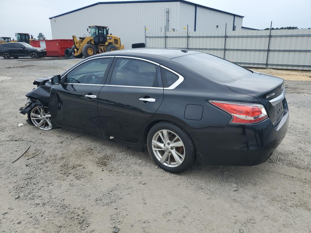 2014 Nissan Altima - Image 2