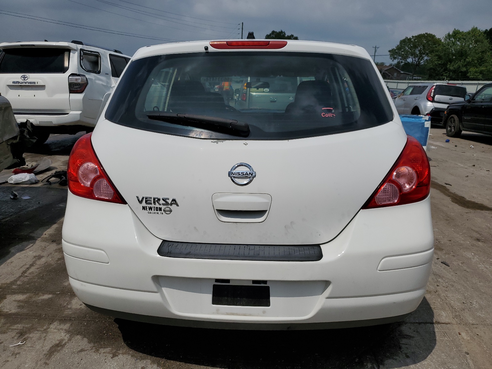 3N1BC1CP3BL511905 2011 Nissan Versa S