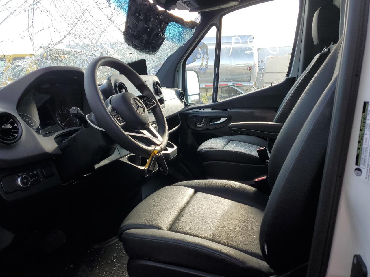 2024 Mercedes-Benz Sprinter - Image 7