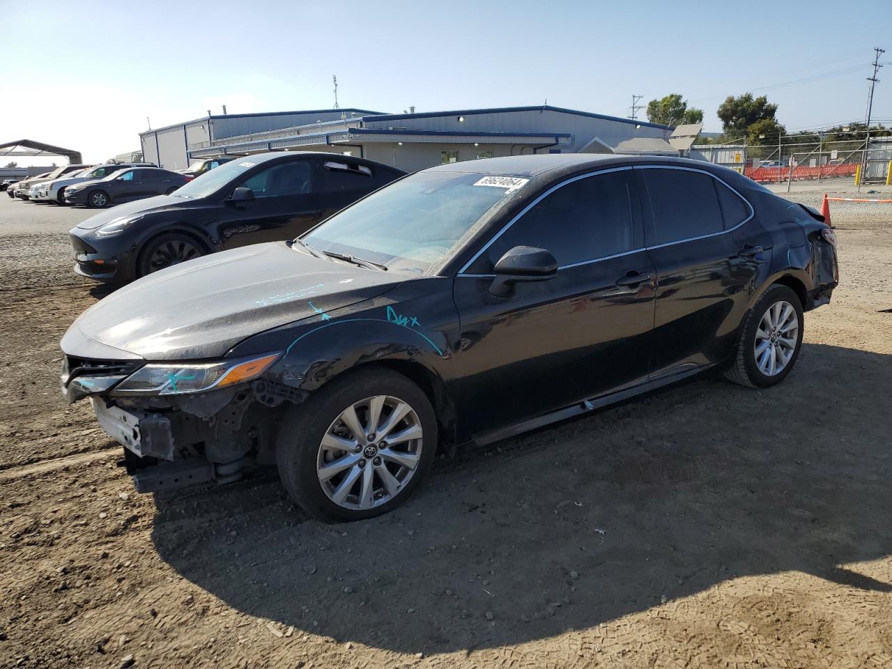 4T1B11HK4KU229693 2019 TOYOTA CAMRY - Image 1