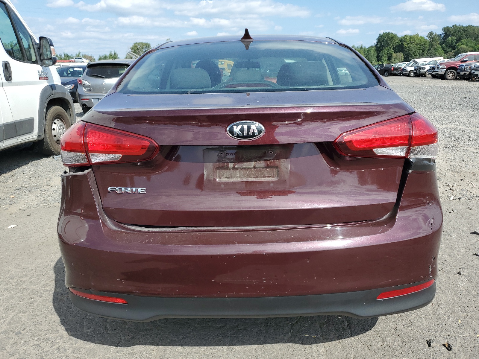 3KPFK4A75JE272009 2018 Kia Forte Lx