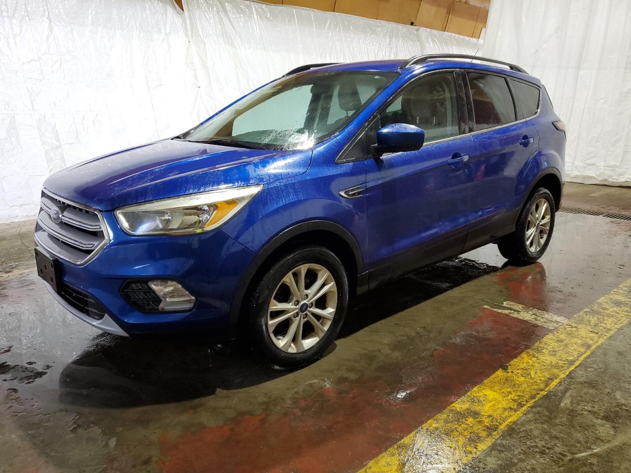 1FMCU0GD7JUB16053 2018 Ford Escape Se