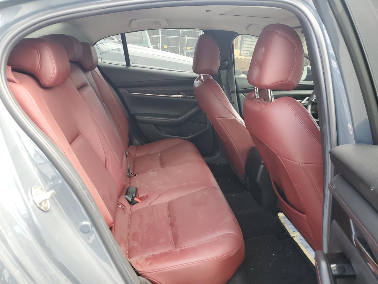 2022 Mazda 3 Preferred VIN: 3MZBPACL6NM301406 Lot: 68474404