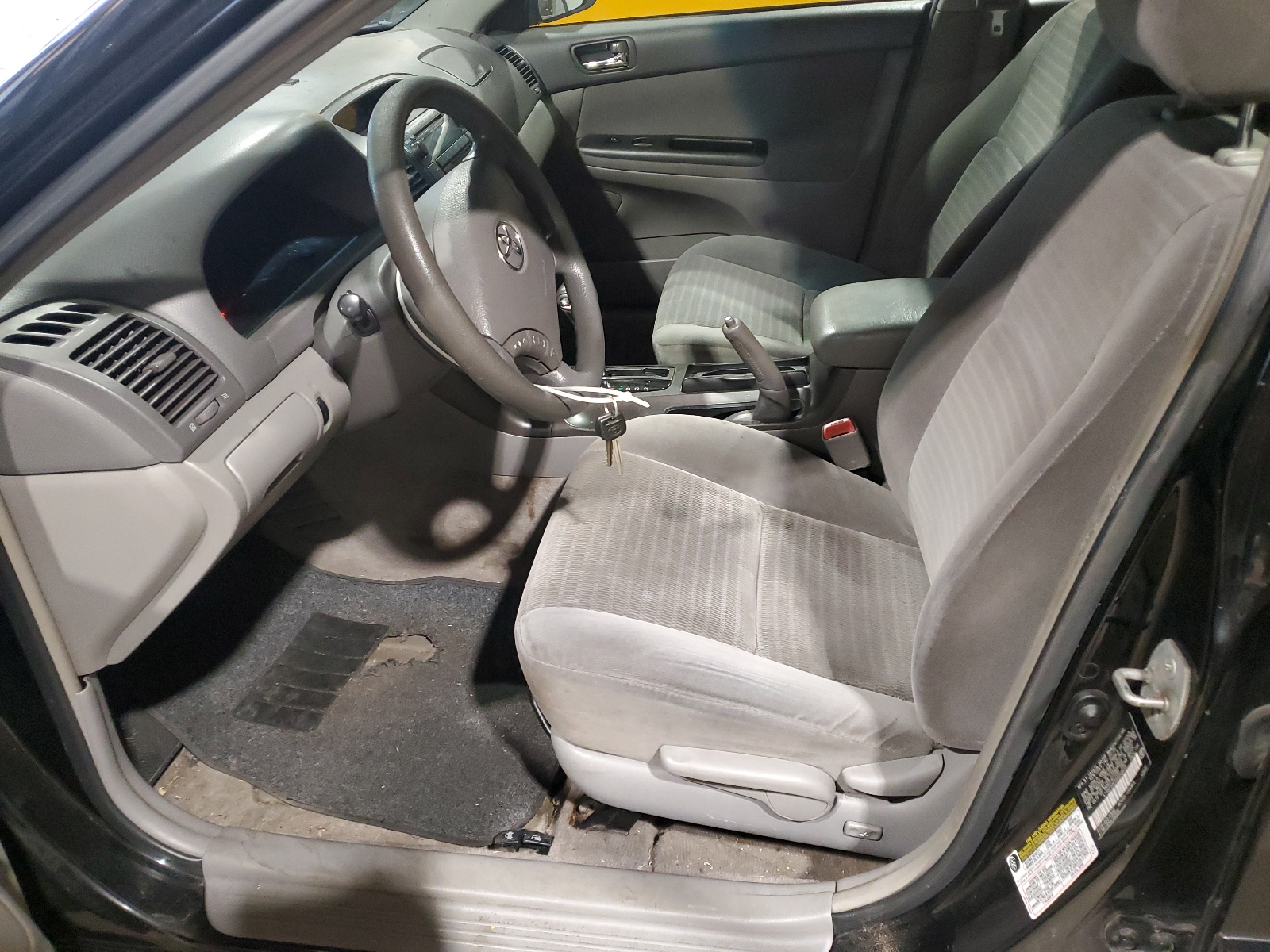 4T1BE32K35U048629 2005 Toyota Camry Le