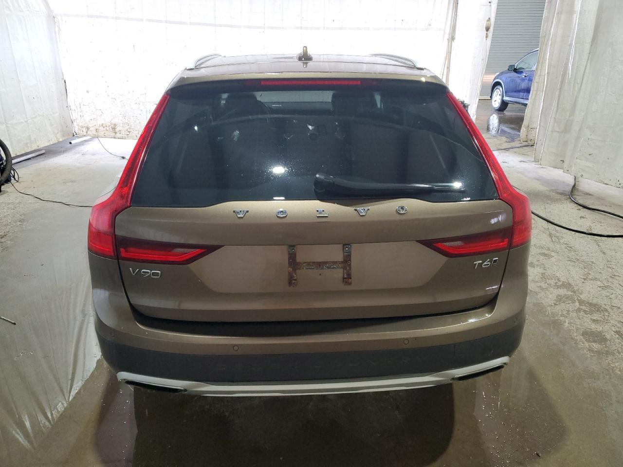 YV4A22NL6J1027614 2018 Volvo V90 Cross Country T6 Inscription