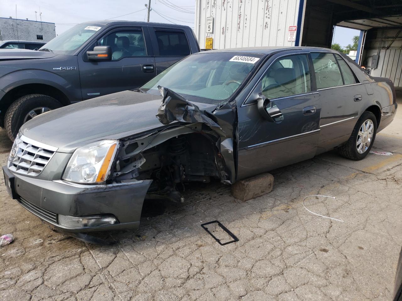 2006 Cadillac Dts for Sale in Dyer, IN - Front End