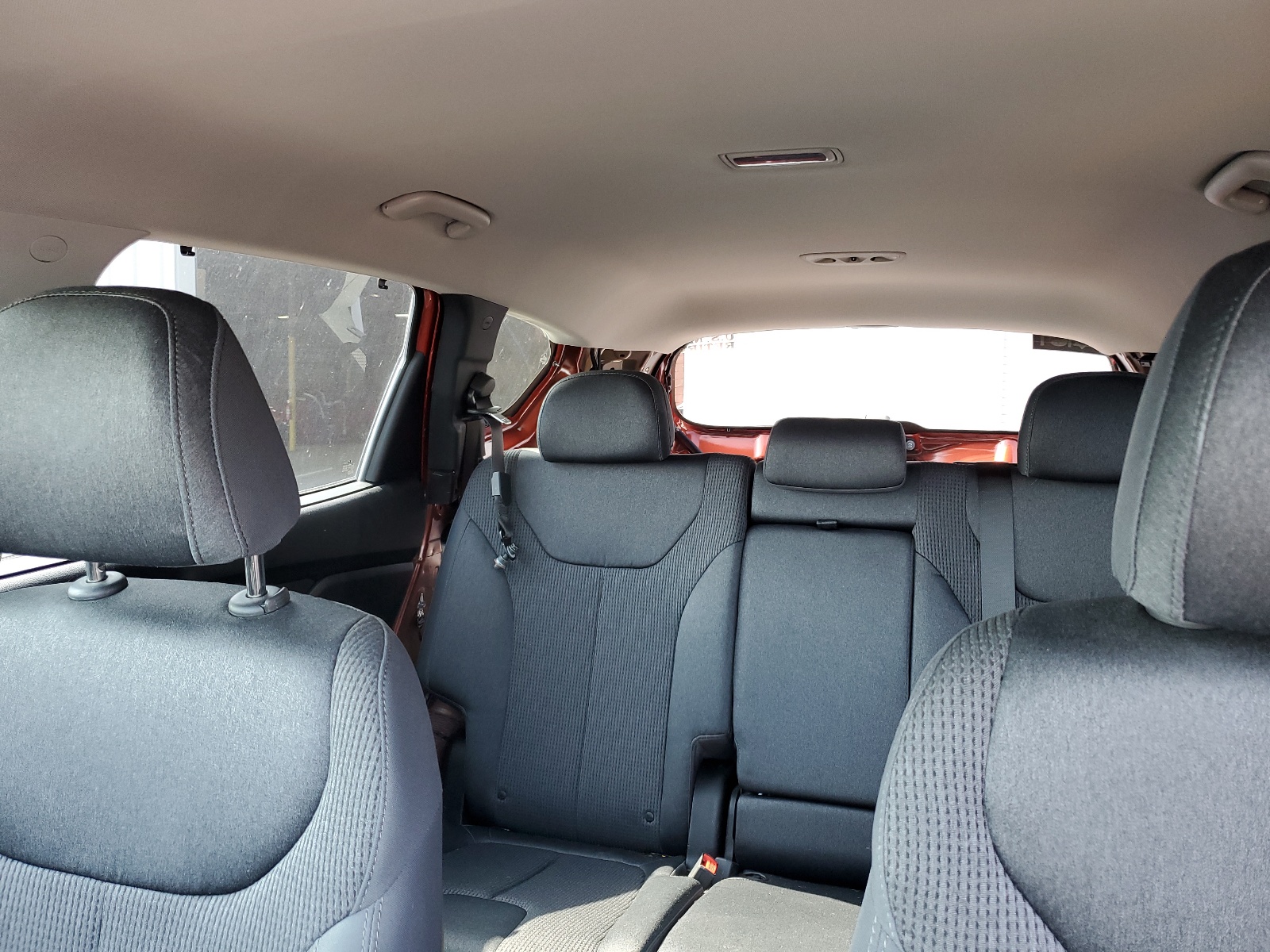 5NMS33AD8LH189942 2020 Hyundai Santa Fe Sel