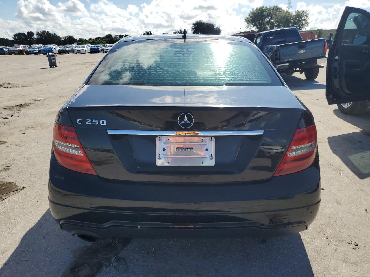 2014 Mercedes-Benz C 250 VIN: WDDGF4HB5EG246492 Lot: 69660594