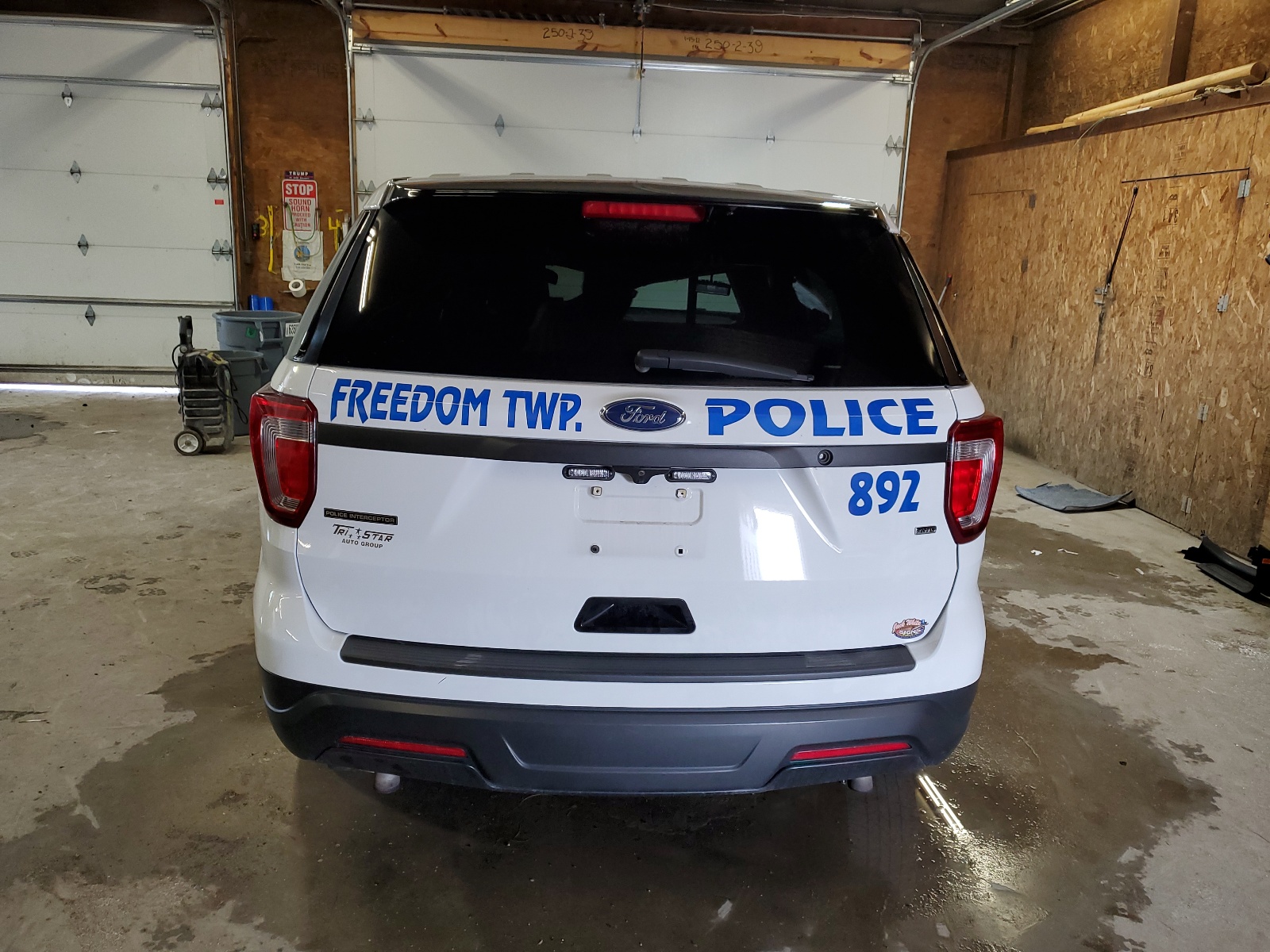 1FM5K8AR6JGA32760 2018 Ford Explorer Police Interceptor