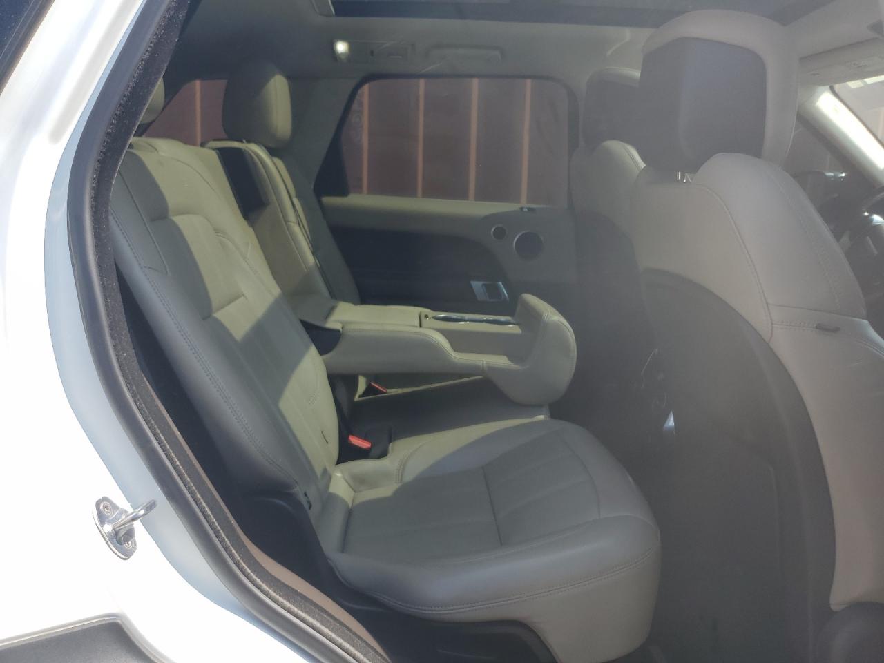 2018 Land Rover Range Rover Sport Hse VIN: SALWR2RVXJA195989 Lot: 65854604