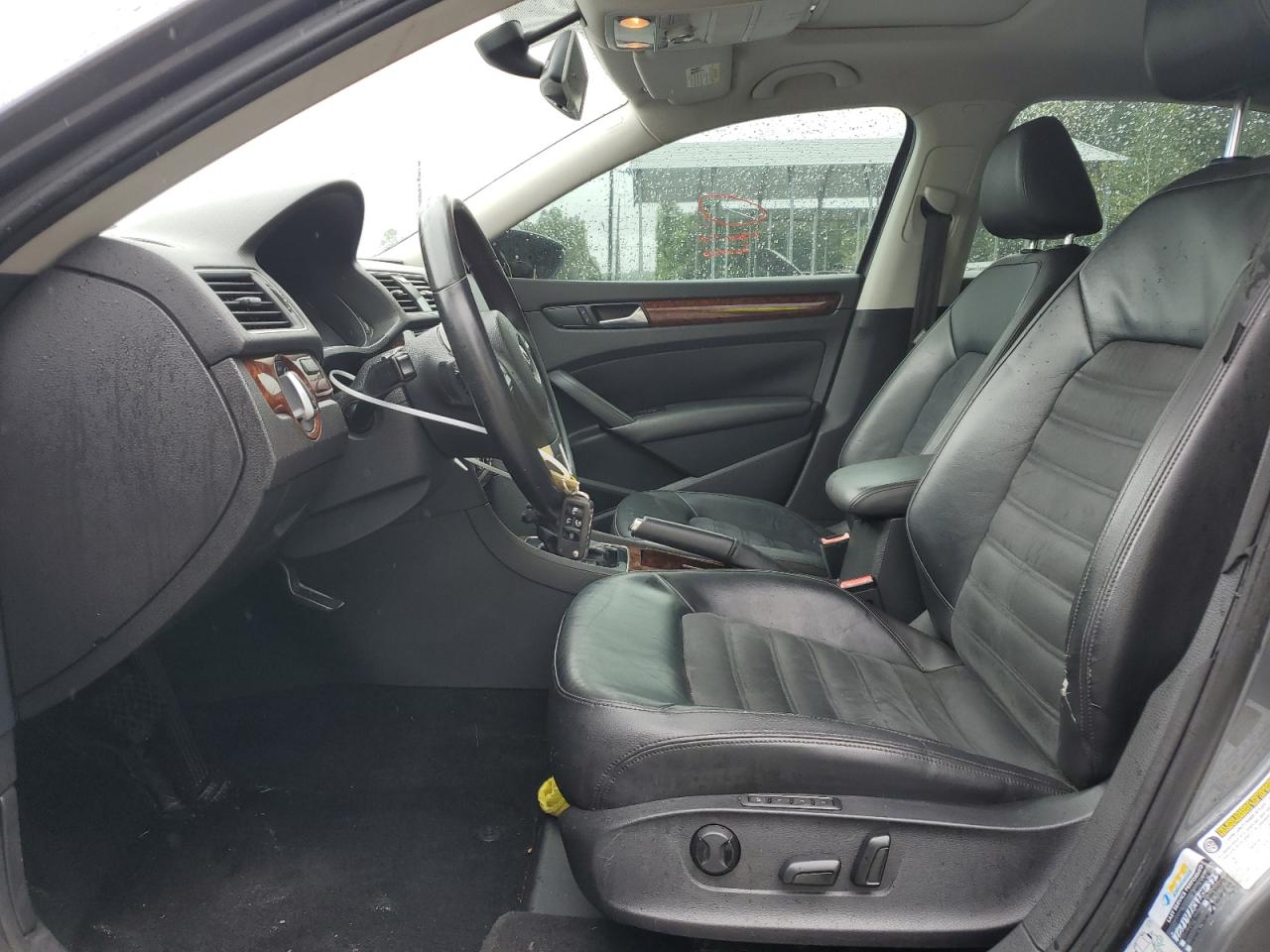 2012 Volkswagen Passat Sel VIN: 1VWCM7A37CC011421 Lot: 65205784