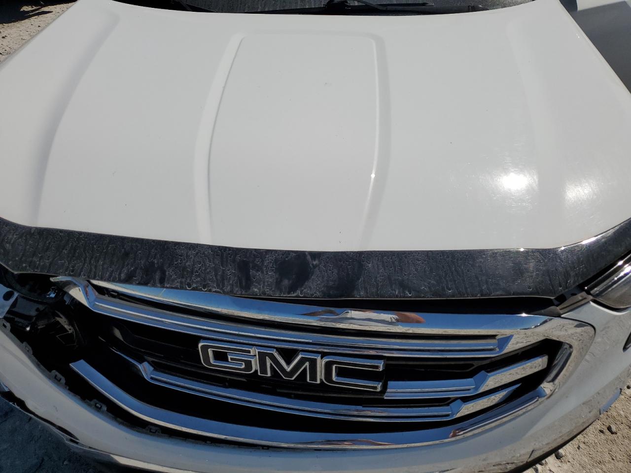 3GKALVEX7KL229588 2019 GMC Terrain Slt