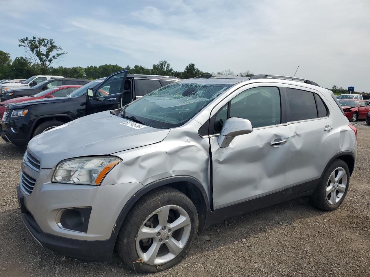 3GNCJRSB9GL153073 2016 CHEVROLET TRAX - Image 1