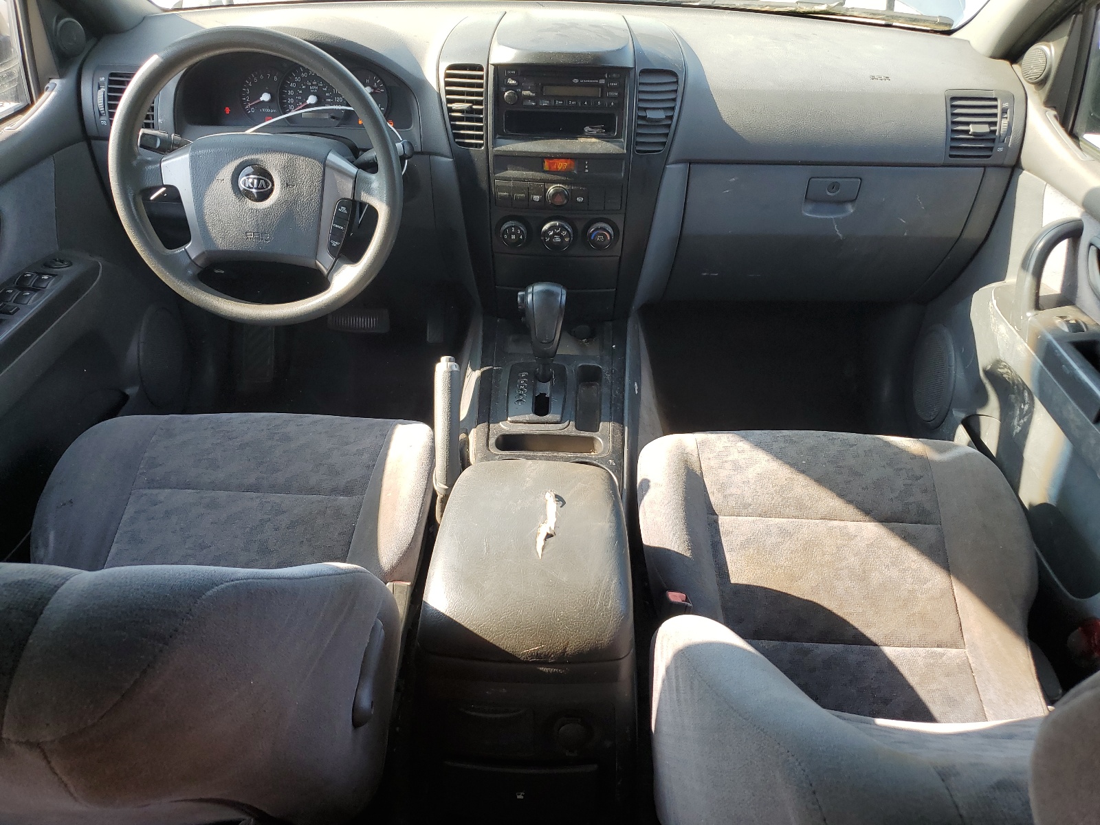 KNDJC733035093409 2003 Kia Sorento Ex