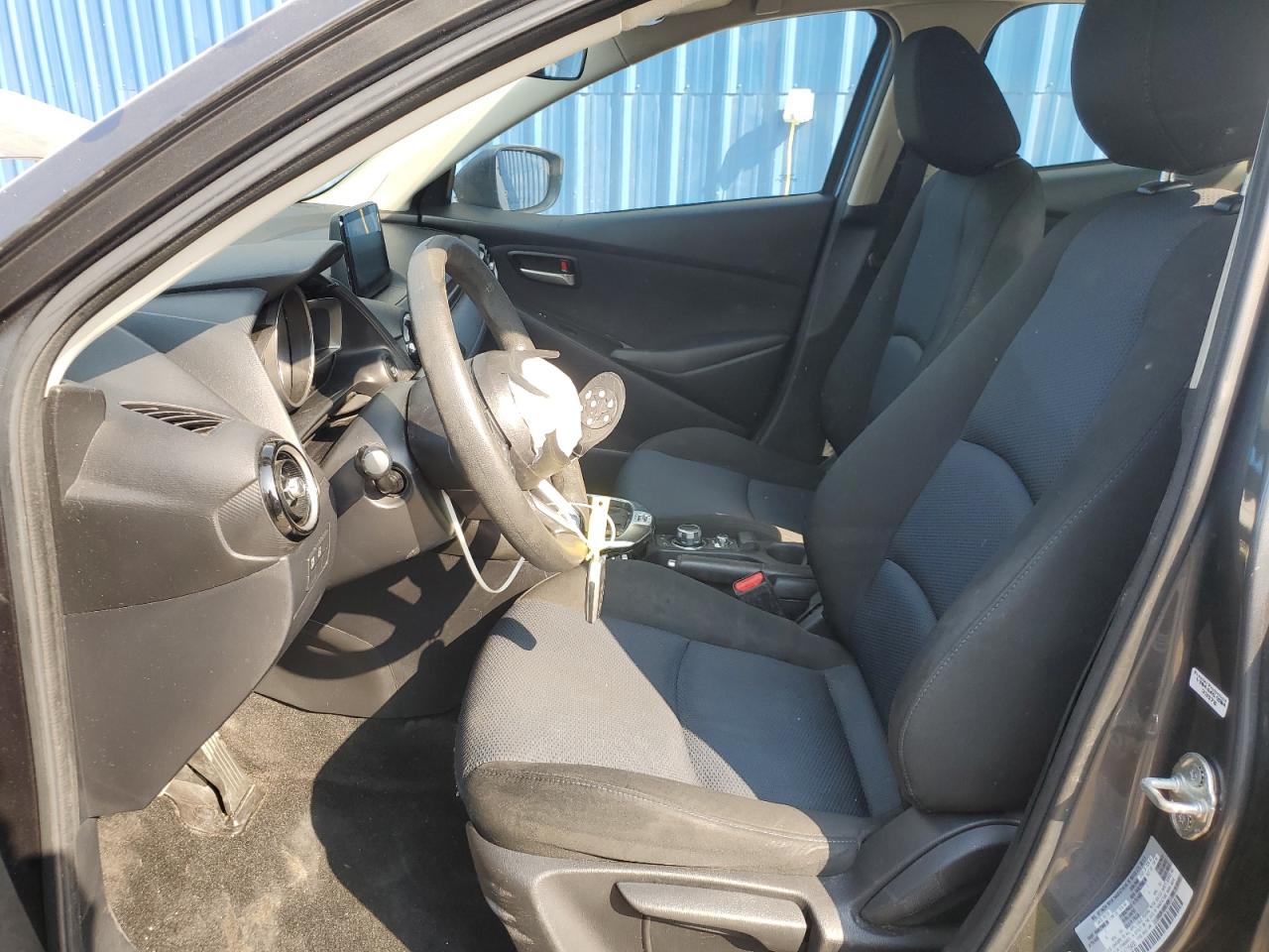 2020 Toyota Yaris - Image 7