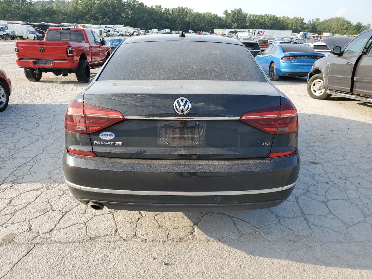 2017 Volkswagen Passat Se VIN: 1VWBT7A39HC067298 Lot: 69007334